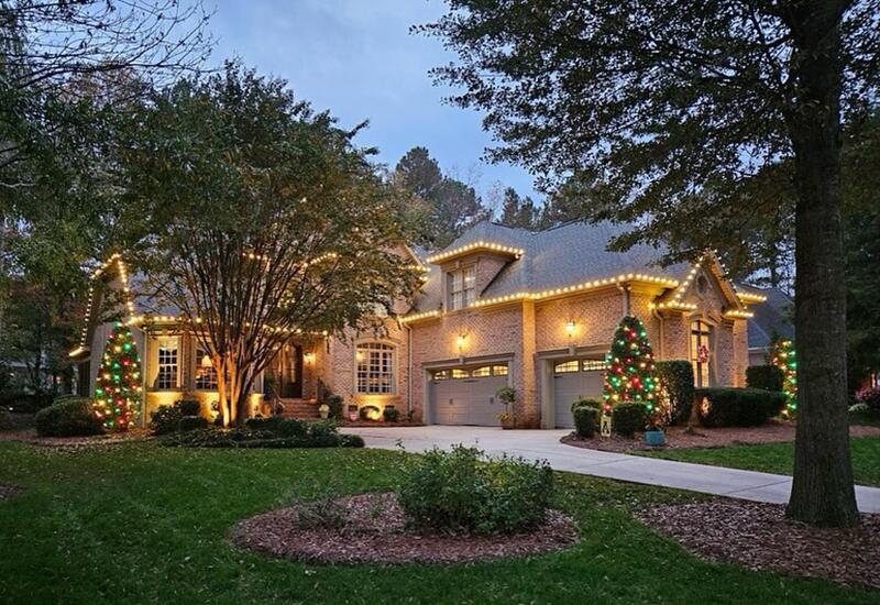 holiday lighting by Bright Brothers of Space City