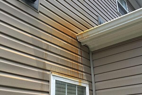 Rusty water stains on gutters