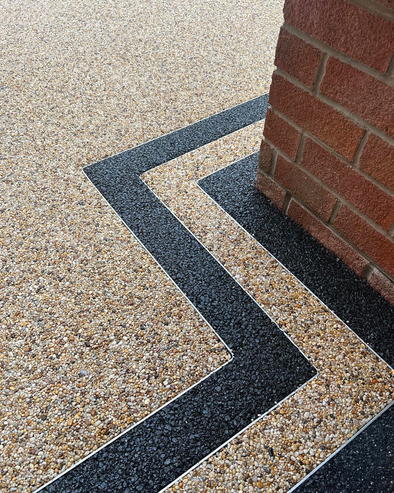 Resin bound stone applied to exterior stairs