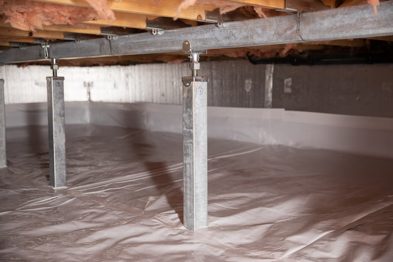 Crawl space encapsulation with structural supports