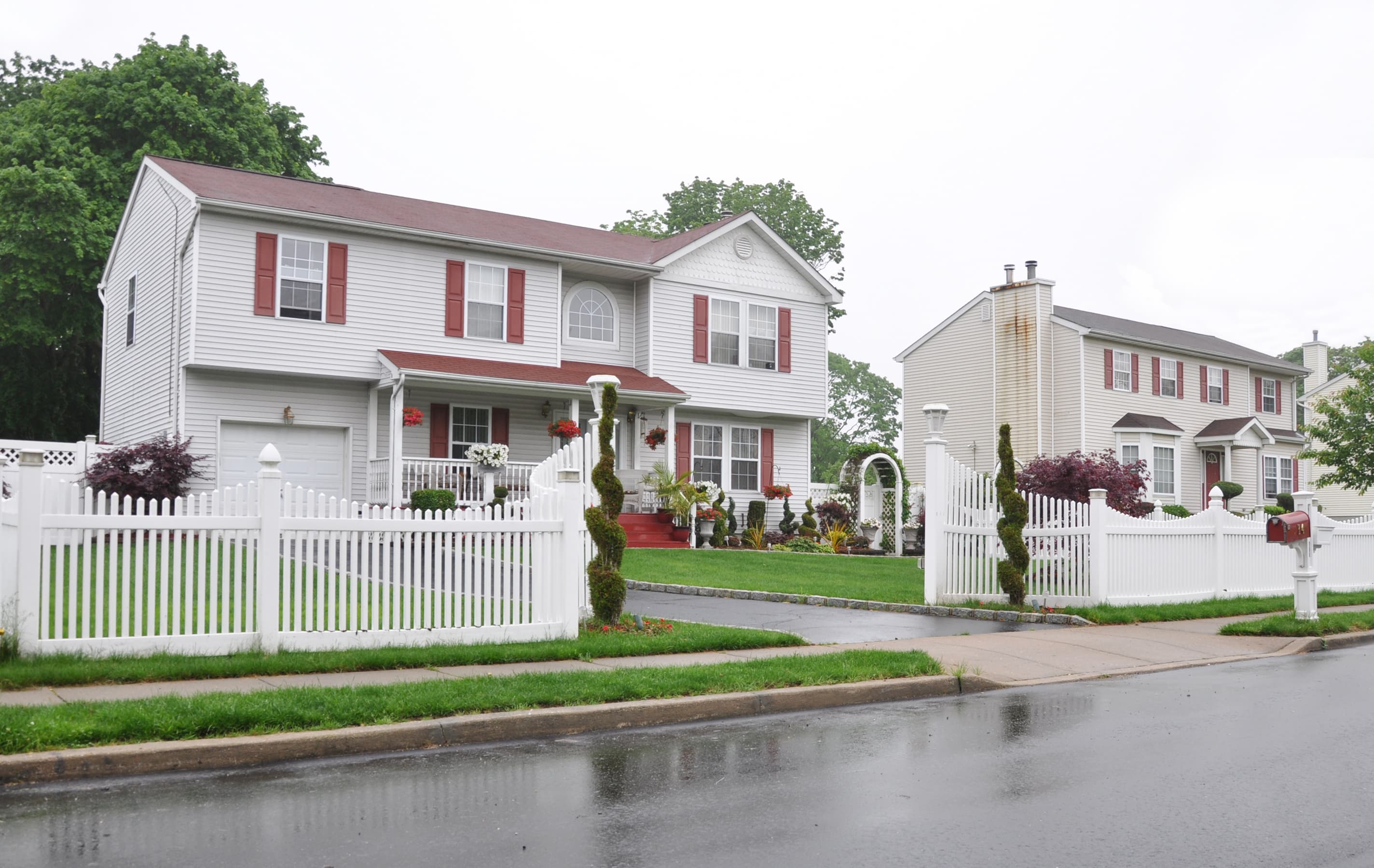 The Charm and Functionality of Picket Fencing | News and Events for ...