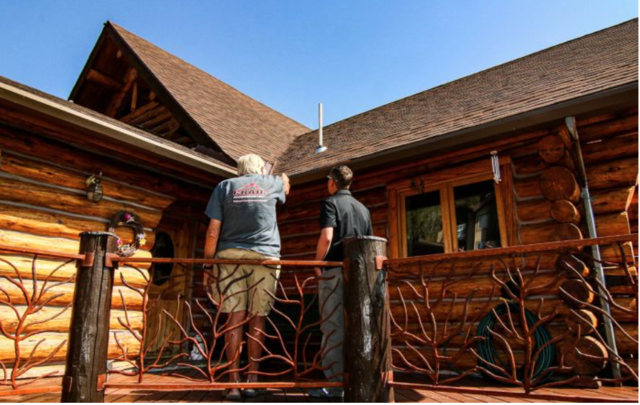Why Use a Professional Roofer
