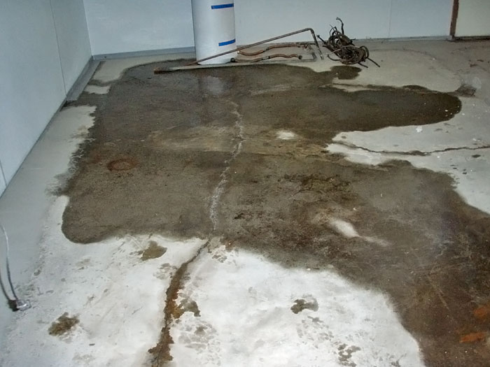 What Causes Leaky Floors In Basements Fixing Leaking Basement Floors