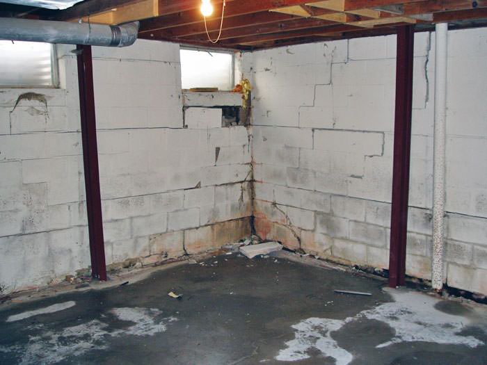 Basement walls before wall panel installation in Oakville, ON