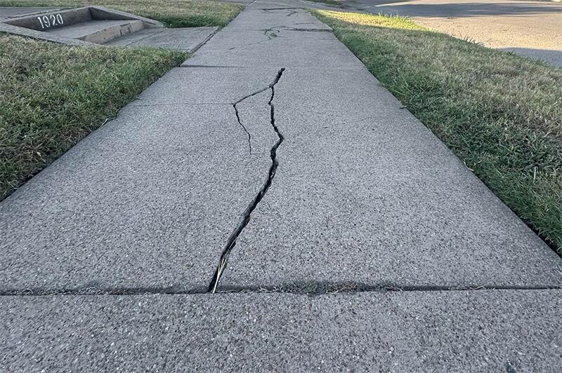 Slab Cracks