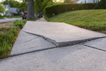 Uneven concrete garage