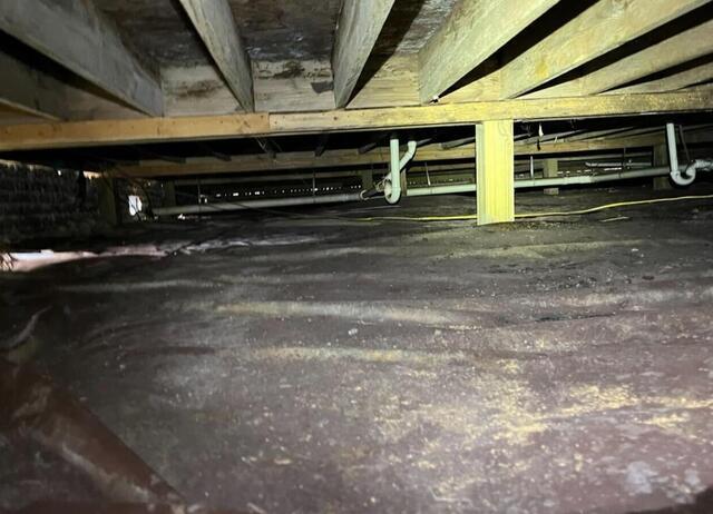 Unprotected Crawl Space in Duson, LA - Before Photo