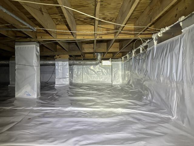 Wet Crawlspace in Hattiesburg, MS