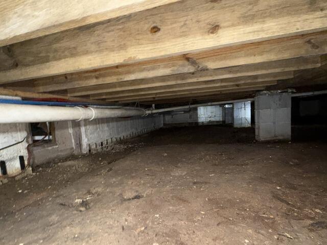 Crawlspace Encapsulation in Seminary, MS - Before Photo