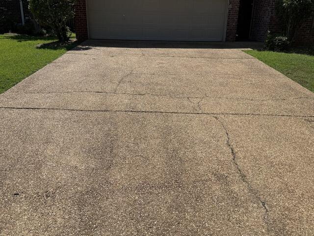 Cracked Driveway in Brandon, MS