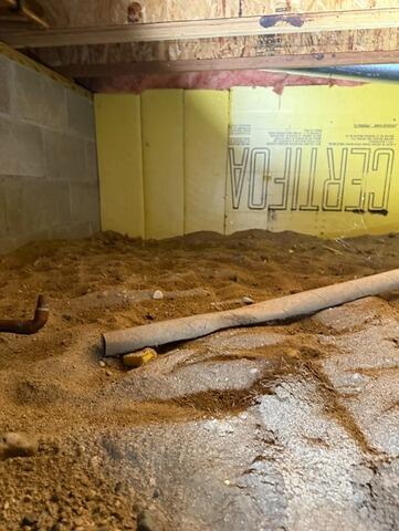 St Peter, MN Crawlspace Transformation - Before Photo