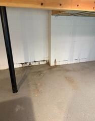 Helping Hollandale, MN Homeowners Dry Their Basement