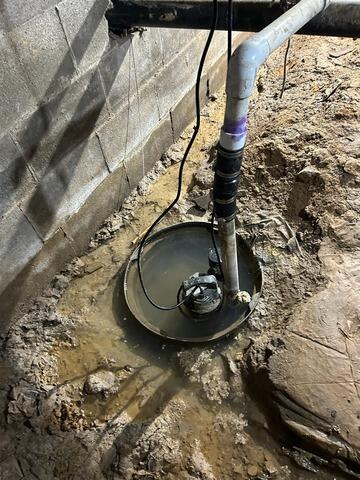 Crawl Space Repair in Paducah, KY - Before Photo