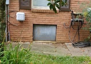 Airtight Sealed EverLast Crawl Space Door Installed in Murray, KY