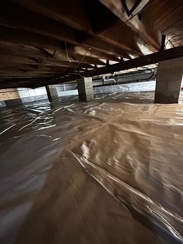 Nasty to Clean Crawl Space in Babylon, New York