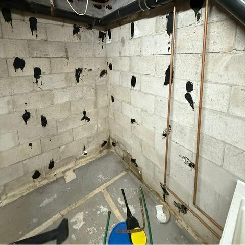 Successful foundation repair in Saint-Boniface-de-Shawinigan, Quebec! - Before Photo