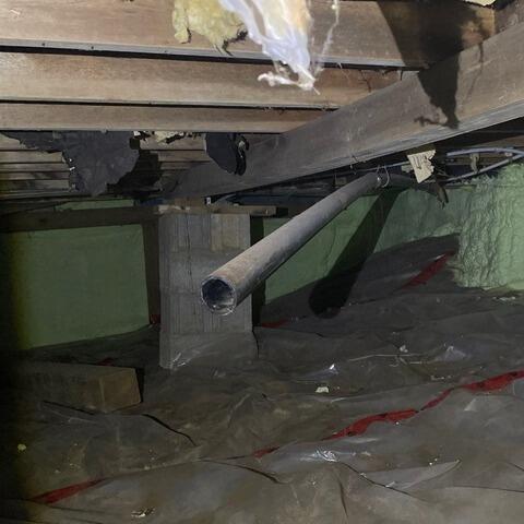 Encapsulation and Moisture Protection for the Crawl Space in Bois-des-Filion, QC - Before Photo