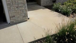 Injection Technology Levels Sidewalk to Home Entrance in Dubuque, IA