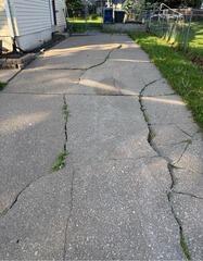 Teamwork Makes the Driveway Work in Davenport, IA