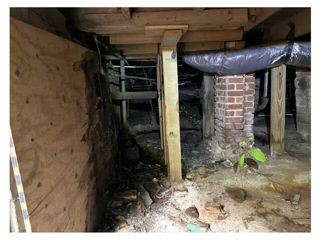 Sagging Floor Problem Solved in Sparta, GA - Before Photo