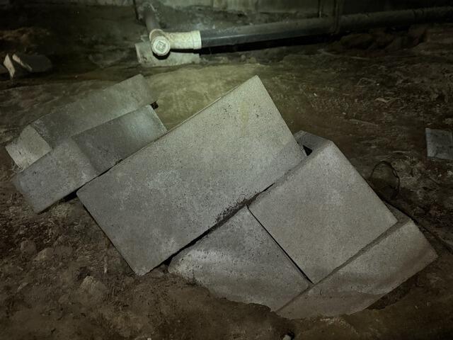 New Supports Under Home in Wadley, GA - Before Photo