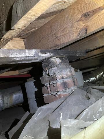 Temporary Wood Support in North Charleston Crawl Space Fails - Before Photo