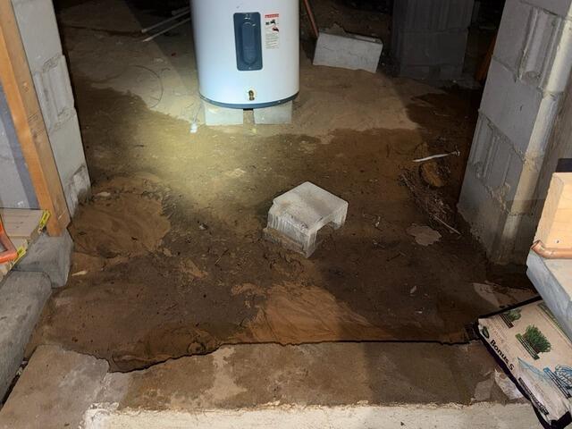 Crawl Space Encapsulation Warner Robins, GA - Before Photo