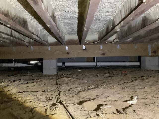 Crawl Space Encapsulation Eliminates Excess Moisture in Hilton Head Island, SC