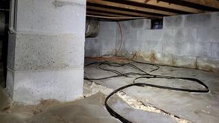 Crawl Space Encapsulation Eliminates Excess Moisture in Green Sea, SC