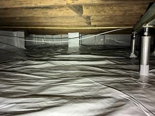 Crawl Space Encapsulation Eliminates Ground Water Intrusion in Bath, SC