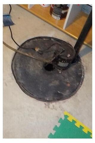 Replace builder sump pump system in Hamilton, ON