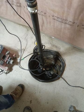Replace builder sump pump system with Triplesafe - Before Photo