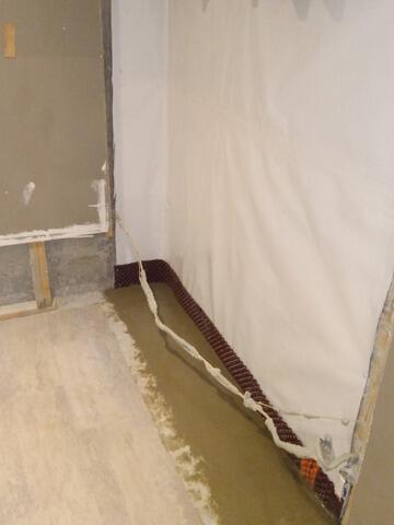 Sealed wall crack in Caledonia, On
