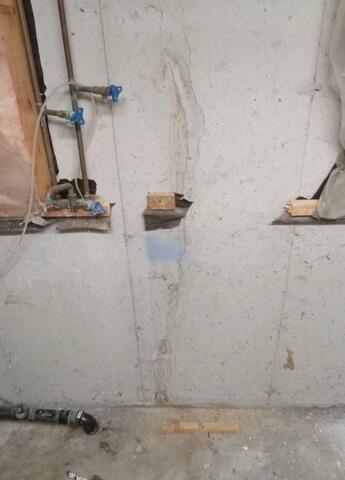 Wall crack repair in Guelph, ON