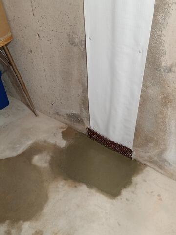 Sealed wall crack in Grassie, On