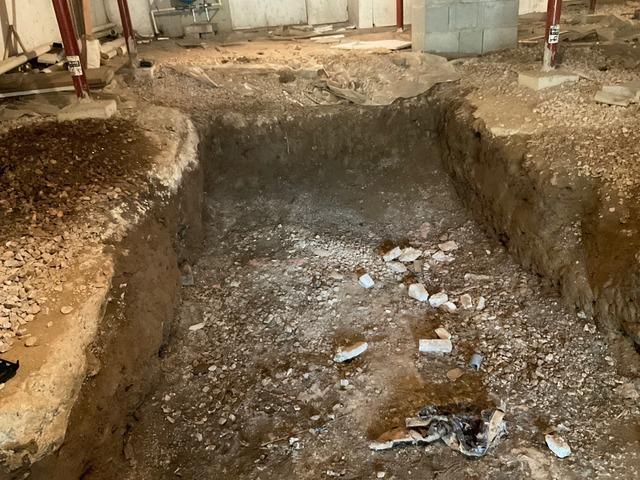 Crawl Space Clean-up in Woodbine, MD - Before Photo