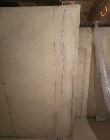 Resolving Wall Cracks In Warrington, PA - Before Photo