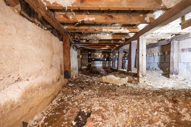 Addressing Crawl Space Issues in Staten Island, NY - Before Photo