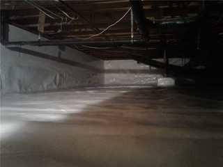 Dry, Clean Crawl Space in Little Silver, NJ
