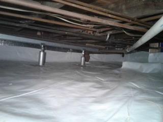 Nasty Crawl Space with Falling Insulation in South Pllainfield, NJ