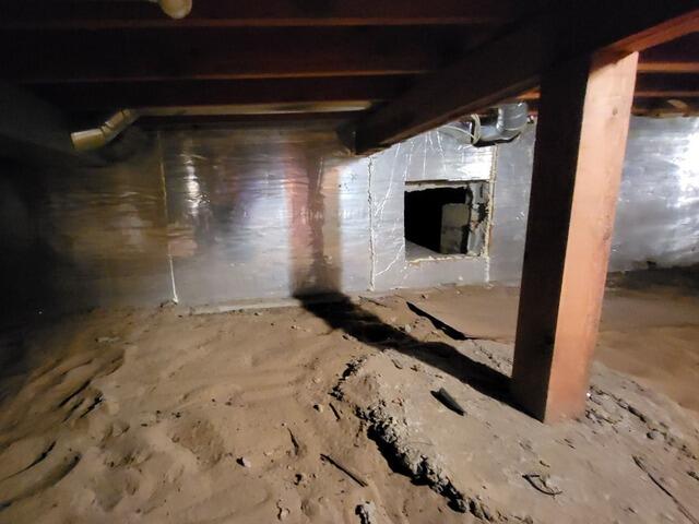 Dusty Crawlspace gets Encapsulation in Two Rivers, WI - Before Photo