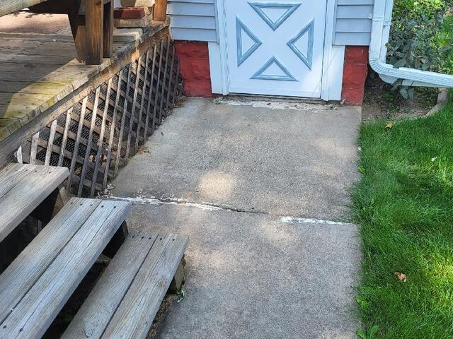 Sunken Driveway and Side Entrance Concrete Lifting in New London, WI
