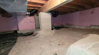 Crawl Space Encapsulation System In Baileys Harbor, WI