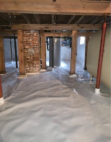 Failing Crawlspace in Pownal, ME Revamped with CleanSpace