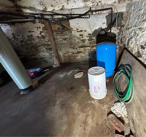 Crawl Space with Moisture Issues Gets Vapor Barrier in Orrs Island, Maine - Before Photo