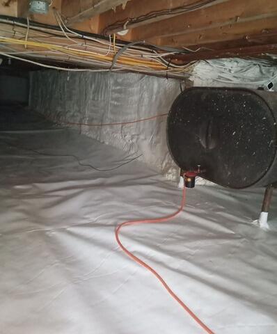 Encapsulation of Wet Crawl Space in New Harbor, Maine