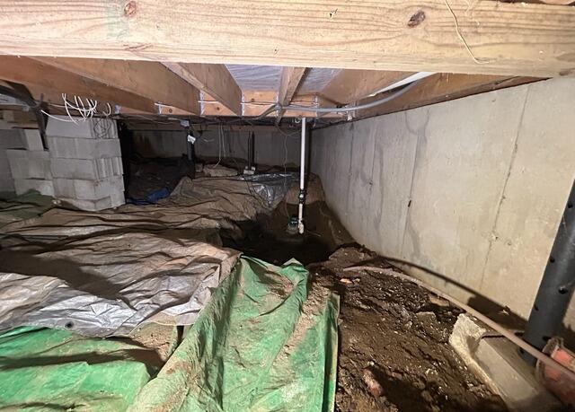 Crawl Space Encapsulation in Harpswell, Maine - Before Photo