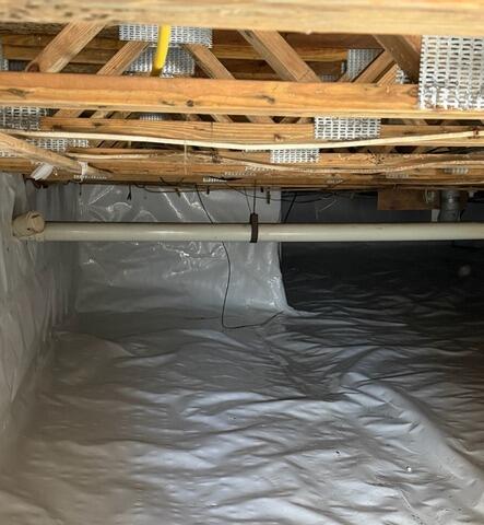 Crawl Space Encapsulation in Windham, Maine - After Photo