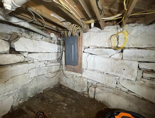 Vapor Barrier Installation in Yarmouth, Maine - Before Photo
