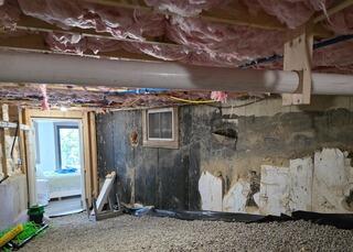 Encapsulating Musty Crawl Space in Winthrop, Maine